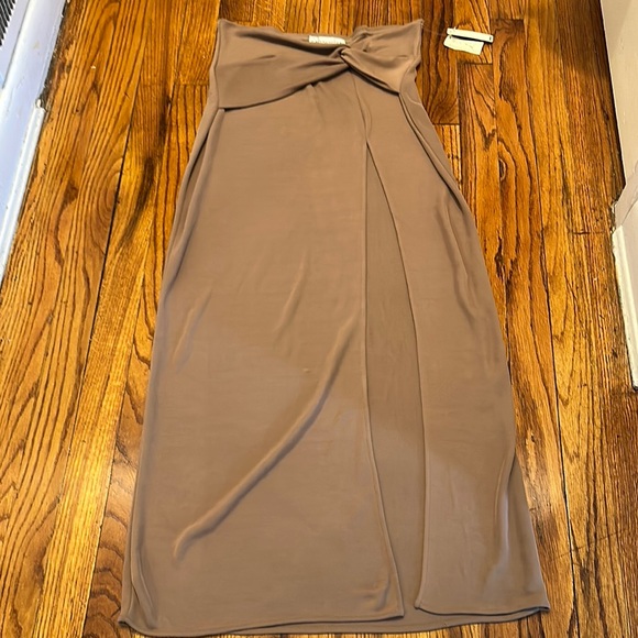 Reformation Maxi Skirt in Tan with Bow Detail - Picture 2 of 8
